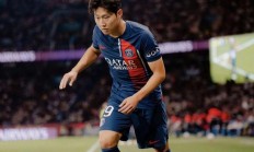 金年会中国官网-关于赛地聚焦——德甲今晨热度飙升；那不勒斯再遭质疑；球迷炸锅；心理建设被强调的信息